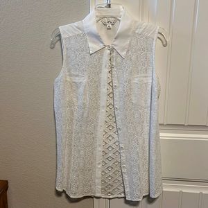 Cabi white sleeveless shirt